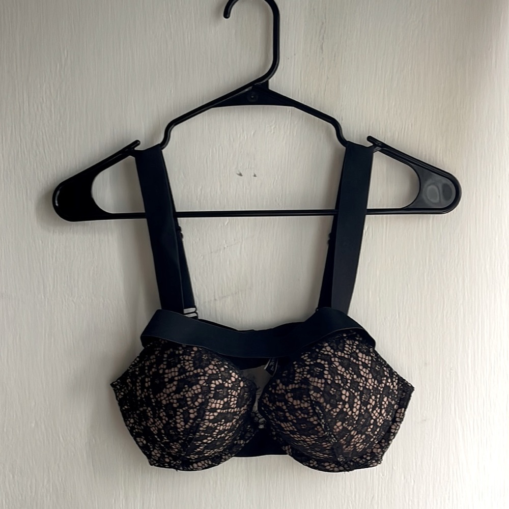 Victoria’s Secret very sexy push-up bra